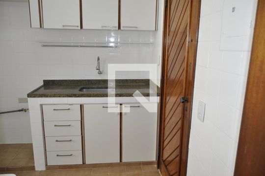 Cozinha de apartamento à venda com 2 quartos, 75m² em Engenho de Dentro, Rio de Janeiro