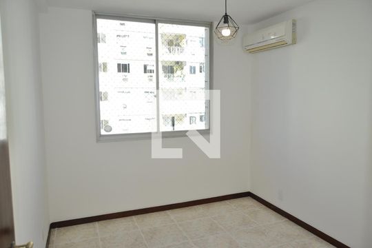 Quarto 1 de apartamento à venda com 2 quartos, 75m² em Engenho de Dentro, Rio de Janeiro