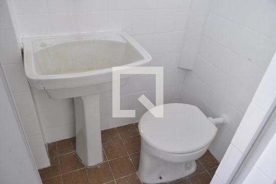 Banheiro de Serviço de apartamento à venda com 2 quartos, 75m² em Engenho de Dentro, Rio de Janeiro