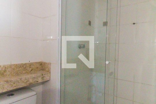 Banheiro de apartamento para alugar com 2 quartos, 40m² em Jardim Helena, São Paulo