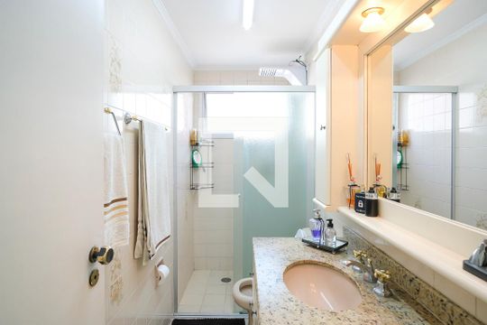 Banheiro de apartamento à venda com 2 quartos, 115m² em Santa Paula, São Caetano do Sul