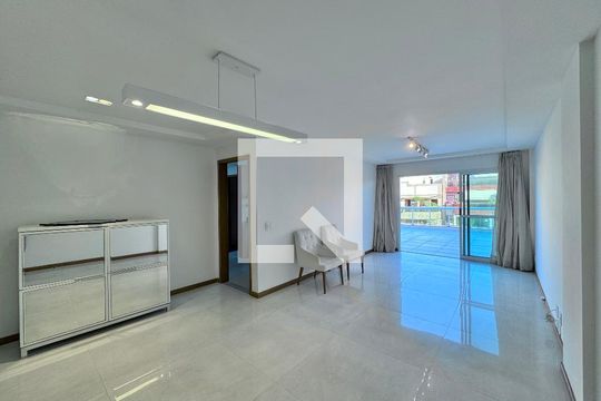 Apartamento para alugar com 3 quartos, 306m² em Recreio dos Bandeirantes, Rio de Janeiro
