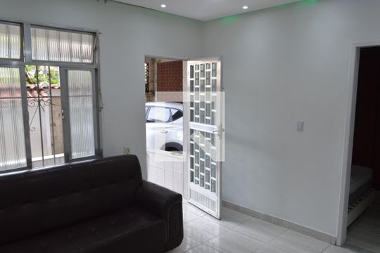 Sala de casa para alugar com 2 quartos, 80m² em Curicica, Rio de Janeiro