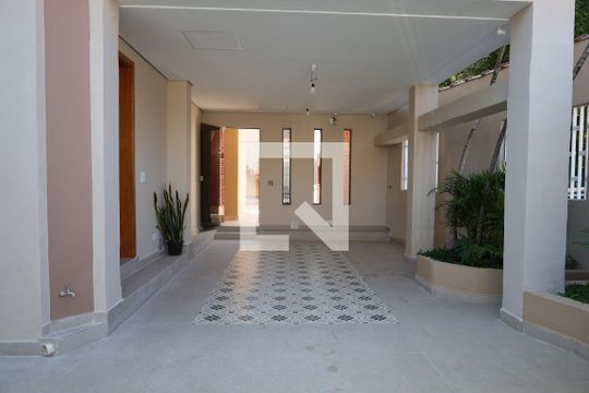 Fachada de casa à venda com 3 quartos, 190m² em Jardim Belgica, São Paulo