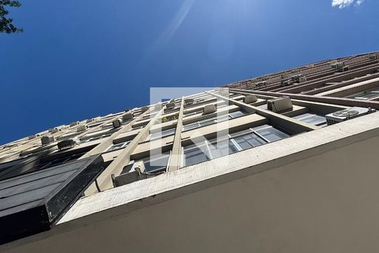 Fachada de apartamento para alugar com 1 quarto, 68m² em Ipanema, Rio de Janeiro
