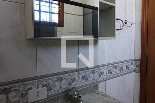 Banheiro Social de casa à venda com 3 quartos, 146m² em Conjunto Habitacional Trevo, São Bernardo do Campo