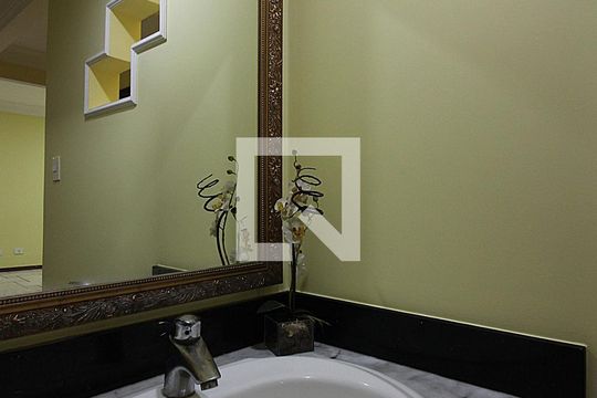 Lavabo de casa à venda com 3 quartos, 146m² em Conjunto Habitacional Trevo, São Bernardo do Campo