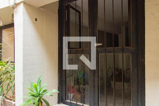 Fachada de casa de condomínio à venda com 2 quartos, 86m² em Nossa Senhora das Gracas, Canoas