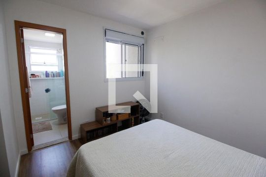 Suíte de apartamento para alugar com 2 quartos, 52m² em Paraíso do Morumbi, São Paulo