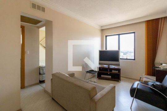 Sala de apartamento para alugar com 1 quarto, 50m² em Vila Moreira, Guarulhos