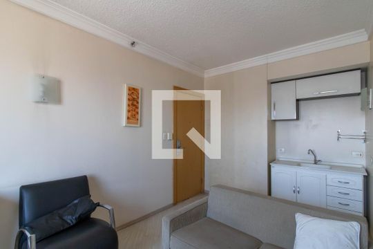 Sala de apartamento para alugar com 1 quarto, 50m² em Vila Moreira, Guarulhos