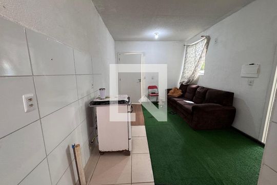 Cozinha de apartamento à venda com 2 quartos, 50m² em Feitoria, São Leopoldo