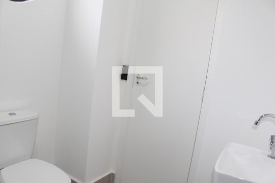 Banheiro  de kitnet/studio para alugar com 1 quarto, 24m² em Campos Elíseos, São Paulo