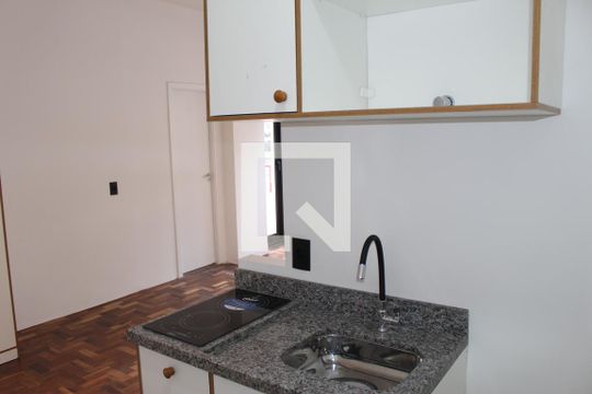 Studio de kitnet/studio para alugar com 1 quarto, 24m² em Campos Elíseos, São Paulo