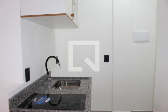 Studio de kitnet/studio para alugar com 1 quarto, 24m² em Campos Elíseos, São Paulo