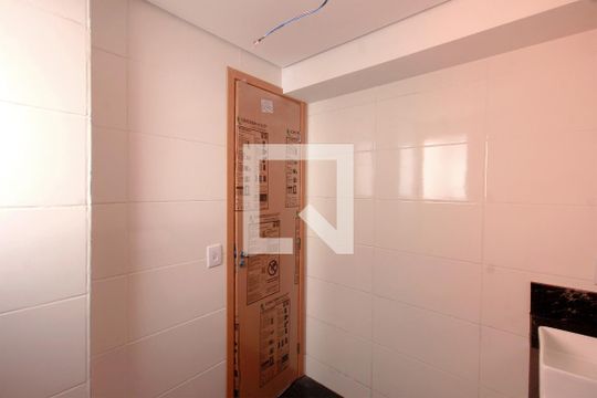 Banheiro da Suíte 1 de apartamento à venda com 2 quartos, 65m² em Cruzeiro , Belo Horizonte