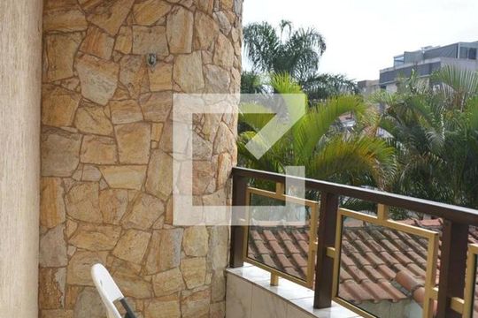 Sacada de apartamento para alugar com 2 quartos, 77m² em Utinga, Santo André