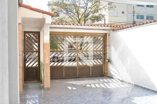 Garagem de apartamento para alugar com 2 quartos, 77m² em Utinga, Santo André