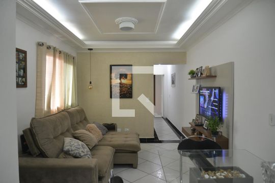 Apartamento para alugar com 2 quartos, 77m² em Utinga, Santo André