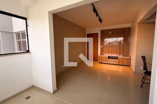 Sala de apartamento para alugar com 4 quartos, 90m² em Jardim América, Goiânia