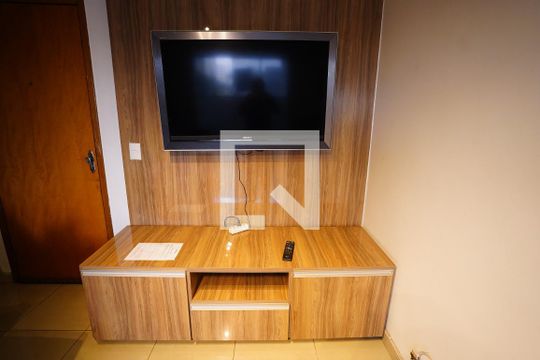 Sala de apartamento para alugar com 3 quartos, 90m² em Jardim América, Goiânia