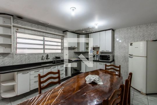 Cozinha de casa à venda com 3 quartos, 366m² em Vila Buenos Aires, São Paulo