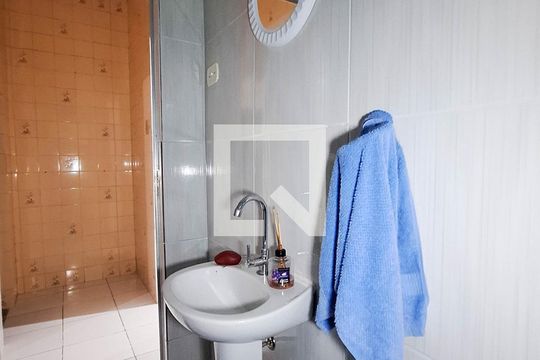 Lavabo de casa para alugar com 4 quartos, 360m² em Cafubá, Niterói