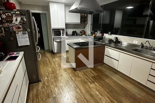 Cozinha de casa de condomínio à venda com 6 quartos, 520m² em Malota, Jundiaí