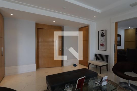 Sala de apartamento à venda com 3 quartos, 180m² em Panamby, São Paulo