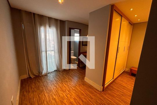 Suíte de apartamento à venda com 1 quarto, 120m² em Vila Leopoldina, Santo André