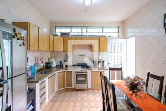 Cozinha de casa à venda com 3 quartos, 102m² em Santa Paula, São Caetano do Sul