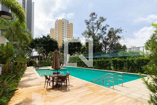 Área comum - Piscina de apartamento à venda com 2 quartos, 70m² em Continental, Osasco