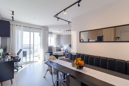 Apartamento à venda com 2 quartos, 70m² em Continental, Osasco