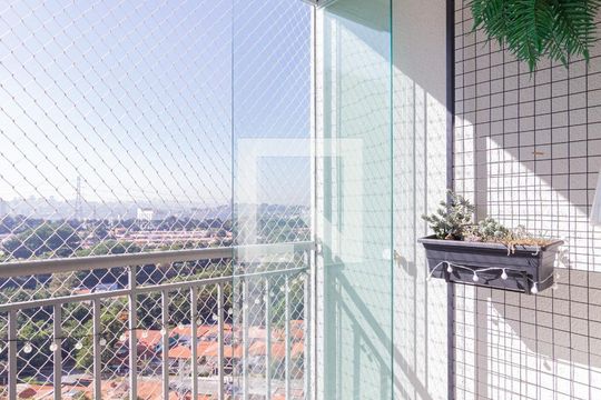 Sacada de apartamento à venda com 2 quartos, 70m² em Continental, Osasco