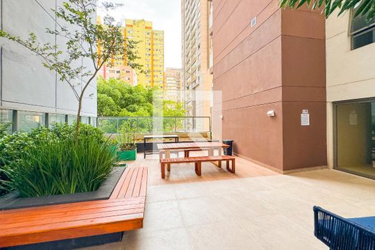 Área comum de kitnet/studio para alugar com 1 quarto, 24m² em Vila Mariana, São Paulo