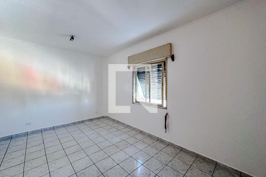 Quarto 2 de casa para alugar com 2 quartos, 72m² em Vila Regente Feijó, São Paulo