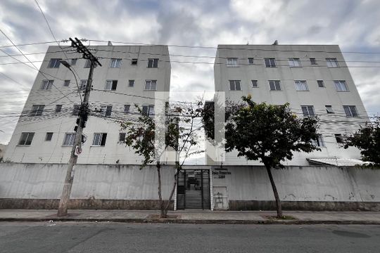 Fachada de apartamento para alugar com 2 quartos, 45m² em Maria Helena, Belo Horizonte
