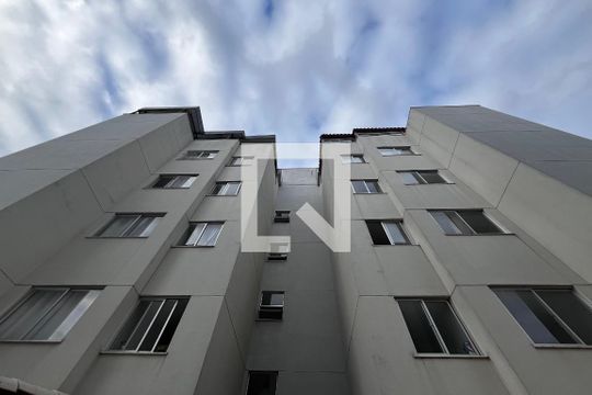 Fachada de apartamento para alugar com 2 quartos, 45m² em Maria Helena, Belo Horizonte