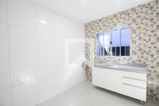 Sala/Cozinha de apartamento para alugar com 1 quarto, 23m² em Parque Reboucas, São Paulo