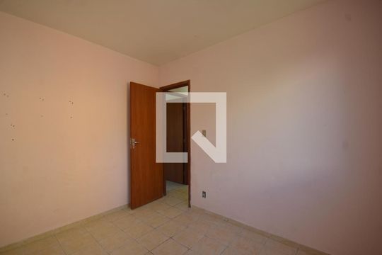 Quarto 1 de apartamento para alugar com 2 quartos, 50m² em Campo Grande, Rio de Janeiro