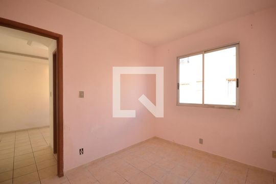 Quarto 1 de apartamento para alugar com 2 quartos, 50m² em Campo Grande, Rio de Janeiro