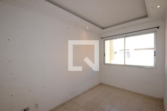 Sala de apartamento para alugar com 2 quartos, 50m² em Campo Grande, Rio de Janeiro