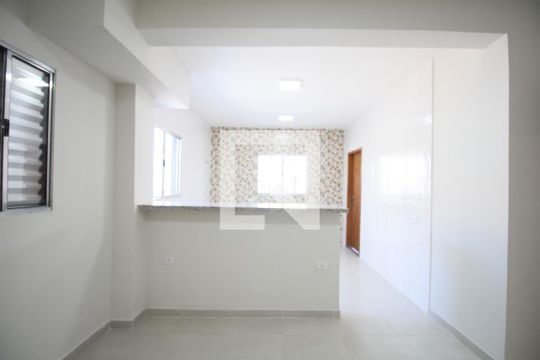 Sala de apartamento para alugar com 2 quartos, 70m² em Parque Reboucas, São Paulo