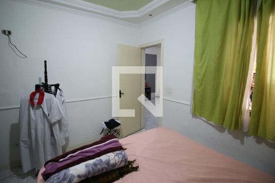 Quarto 2 de casa à venda com 4 quartos, 294m² em Bandeiras, Osasco