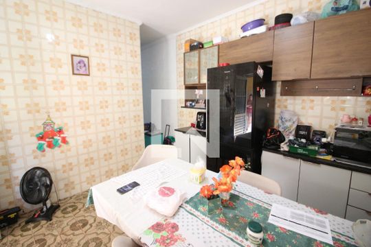 Cozinha 2 de casa à venda com 4 quartos, 294m² em Bandeiras, Osasco