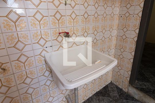 Área de Serviço de casa à venda com 3 quartos, 100m² em Jardim Eliane, São Paulo