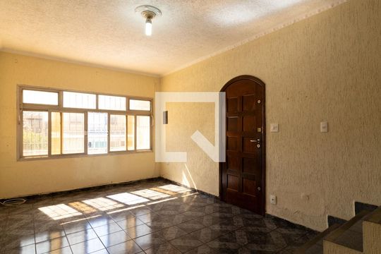 Casa à venda com 3 quartos, 100m² em Jardim Eliane, São Paulo