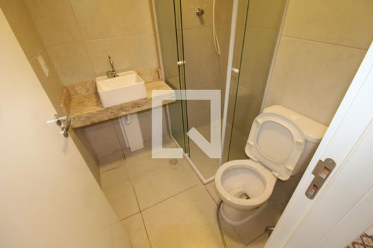 Banheiro de kitnet/studio para alugar com 1 quarto, 25m² em Jardim Sao Paulo(zona Norte), São Paulo