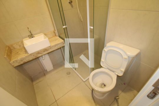 Banheiro de kitnet/studio para alugar com 1 quarto, 25m² em Jardim Sao Paulo(zona Norte), São Paulo