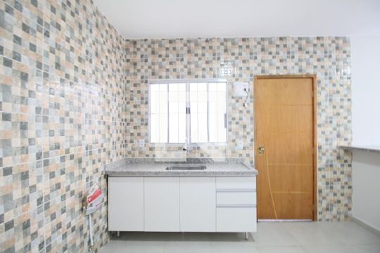 Cozinha de apartamento para alugar com 2 quartos, 42m² em Parque Reboucas, São Paulo